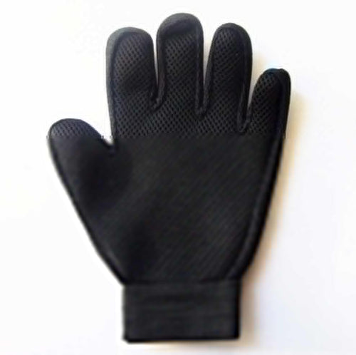 Doodle Grooming Gloves — soft silicone grooming and bath mitts for dogs